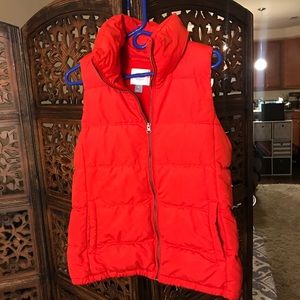 ❄️Old Navy // Red Puffy Winter Vest